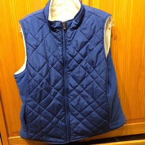 Blue Izod Fleece lines vest
